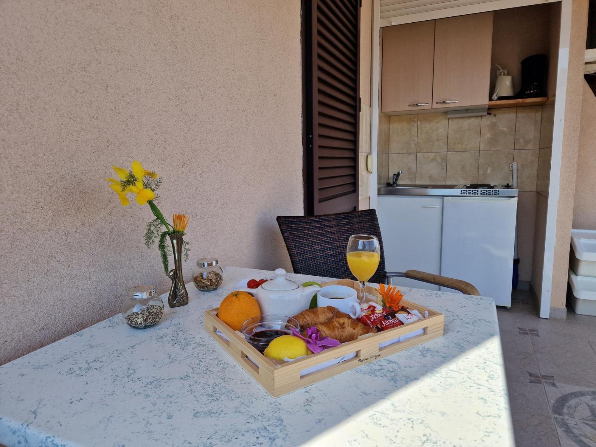 Apartments By The Sea Kampor, Rab - 5037 객실 사진